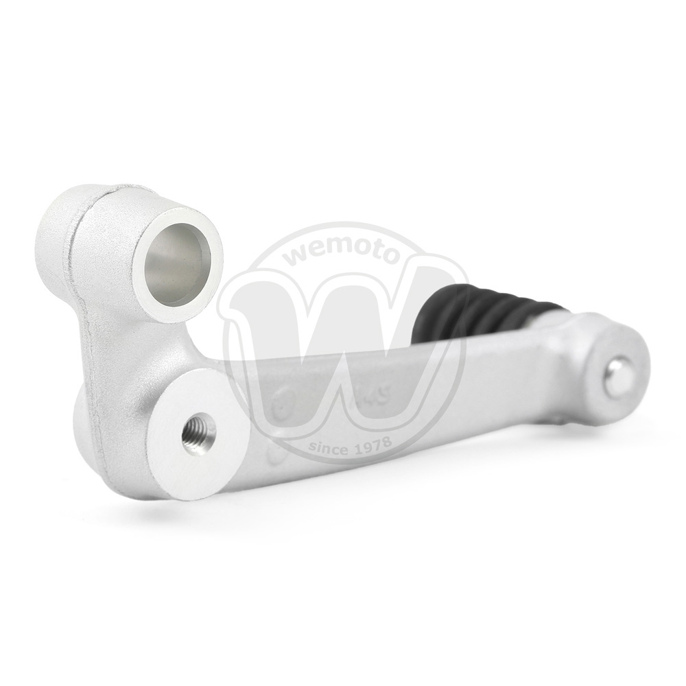 0LV9172_zzil1126 three.jpg